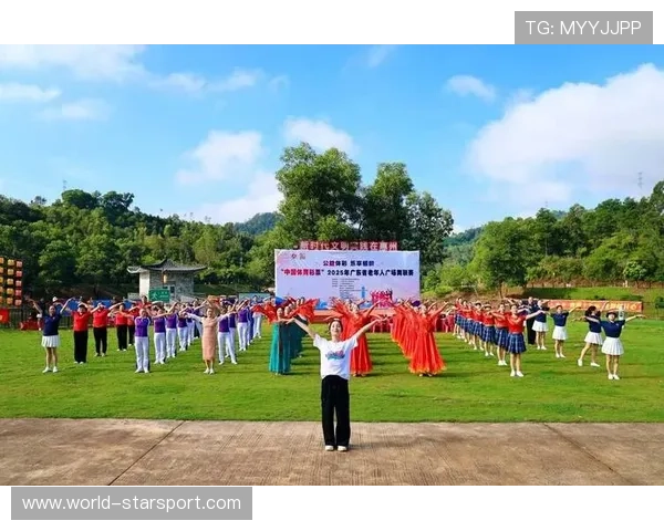 广场舞的空间争夺：老年人的公共体育权，老年人的广场操